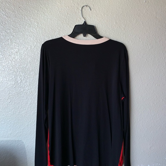 Top - Picture 2 of 2